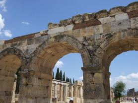 Pozůstatky antického města Hierapolis