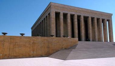Turecká Ankara - mauzoleum Anitkabir