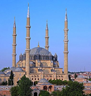 Turecké město Edirne a mešita Selimiye