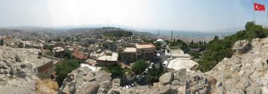 Hrad Kadifekale - pohled na město Izmir