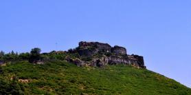 Osmaniye s pevností Toprakkale
