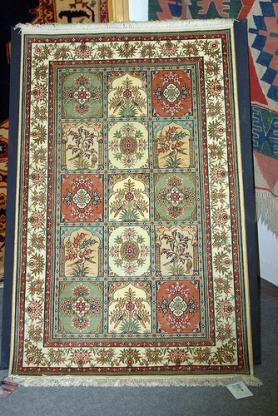Turecký, ručně tkaný koberec