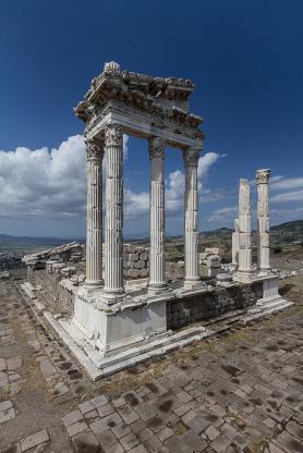 Pergamon - pozůstatky antického chrámu