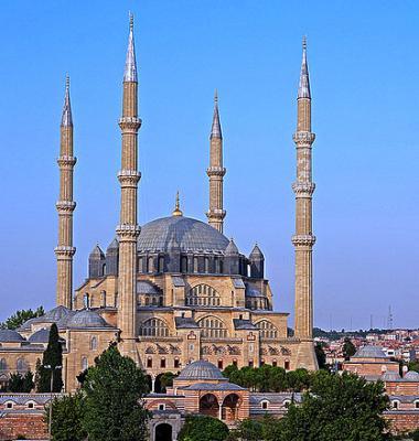 Turecké město Edirne a mešita Selimiye