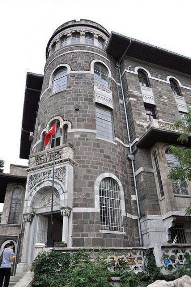 Izmir - budova Etnografického muzea