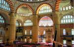 Edrine - turecká mešita uvnitř 